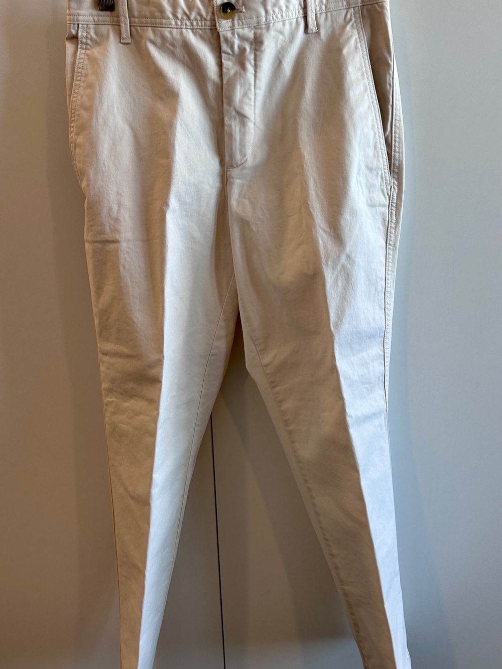 Women’s Banana Republic High rise authentic Chino Pants in Light Beige